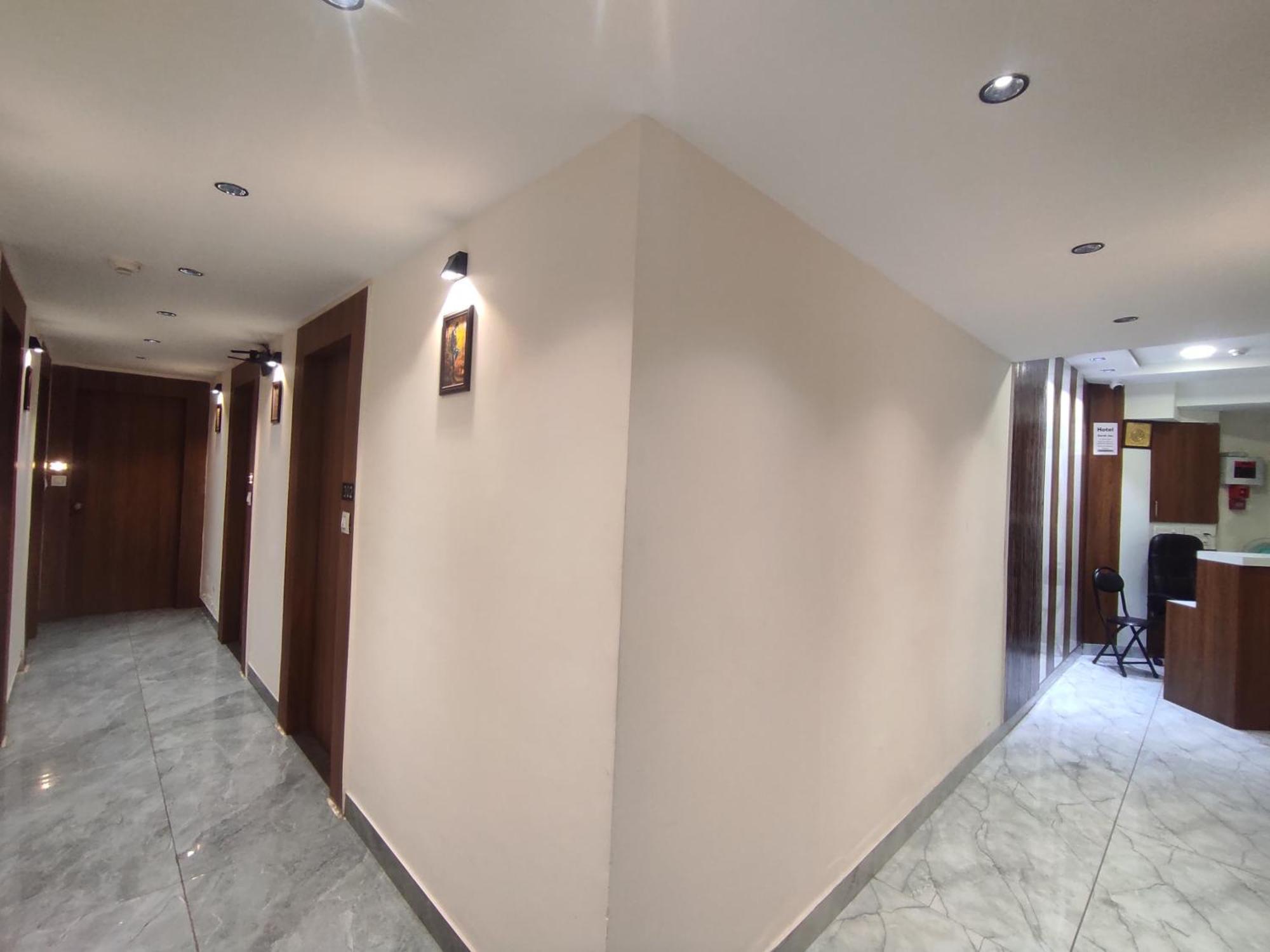 Hotel Earth Inn, Subhash Bridge, Rto Circle, Ahmedabad Extérieur photo